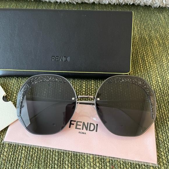 New Authentic Fendi FF 0358 KB7IR sunglasses main image 5